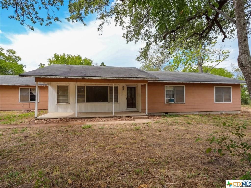 Hallettsville, Lavaca County, TX Farms and Ranches, House for sale Property ID 414616409