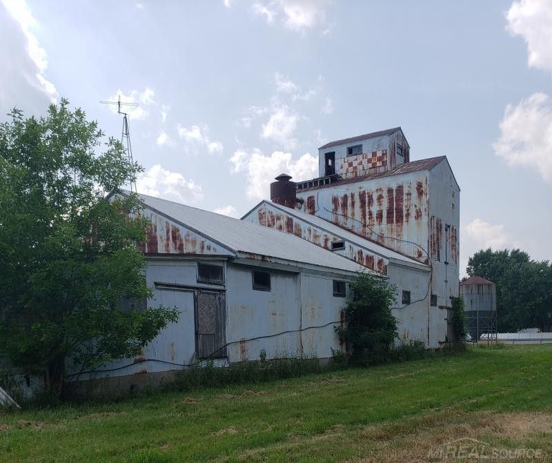 Croswell, Sanilac County, MI Commercial Property, House for sale