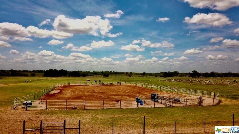 Floresville, Wilson County, TX Farms and Ranches for sale Property ID