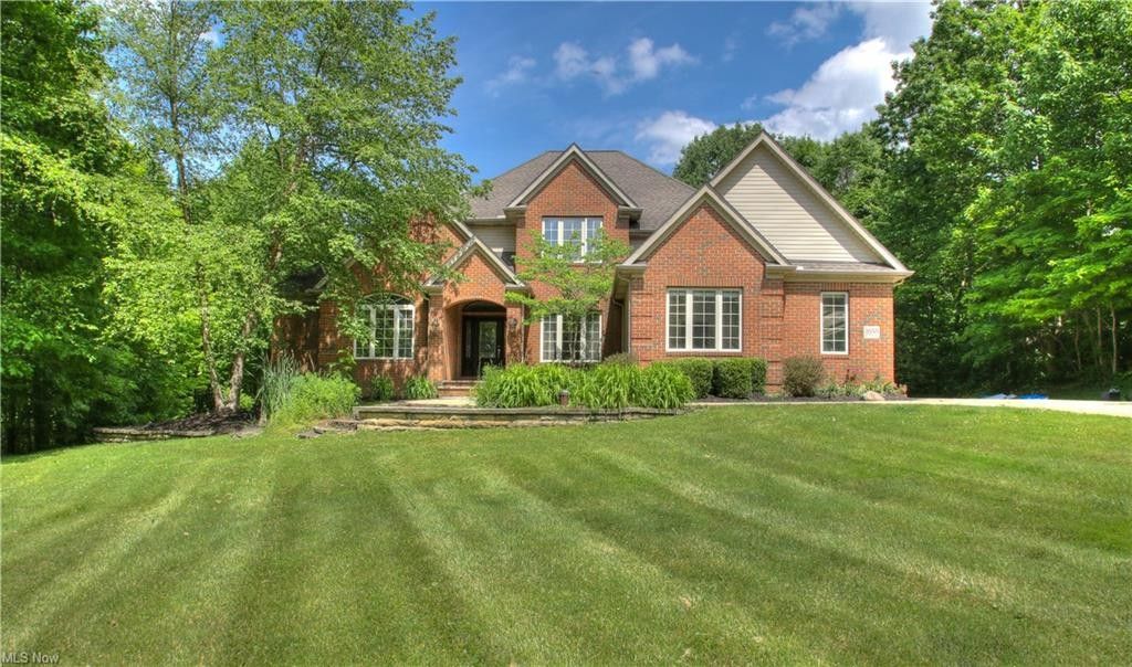 Chardon, Geauga County, OH Lakefront Property, Waterfront Property