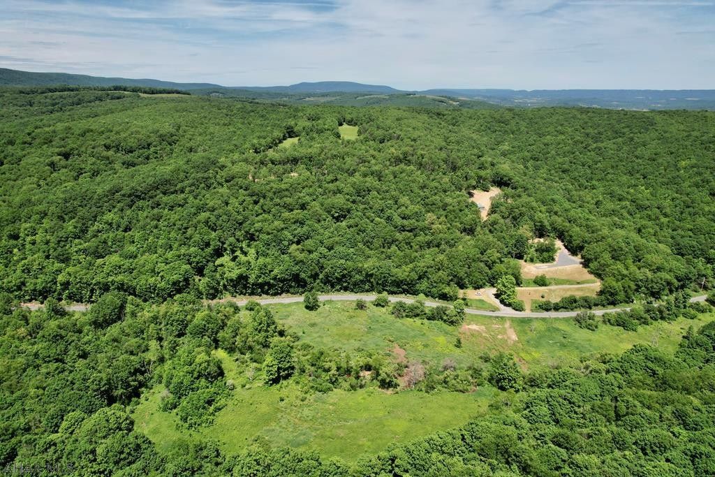 New Paris, Bedford County, PA House for sale Property ID 413812631