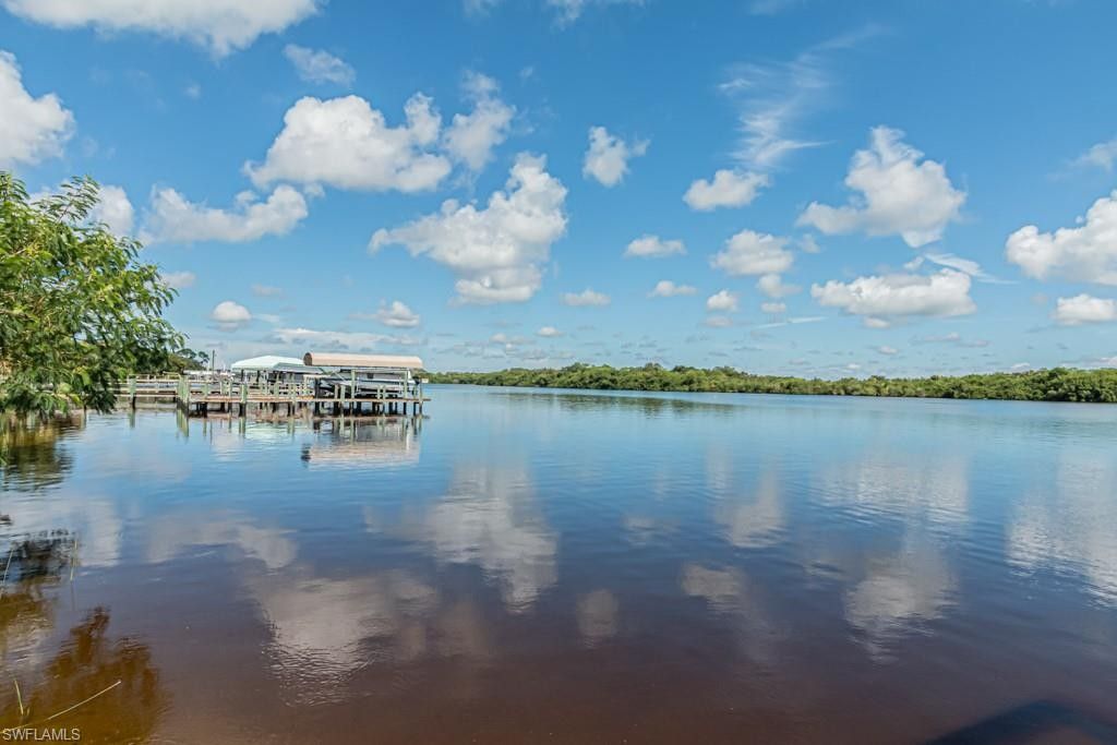 Fort Myers, Lee County, FL Lakefront Property, Waterfront Property