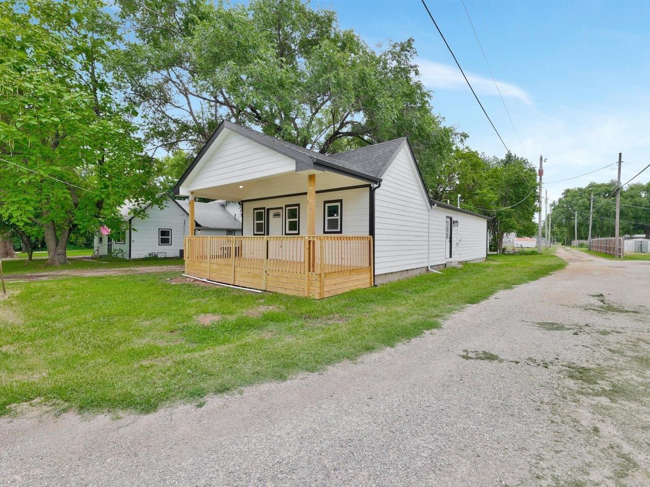 Belle Plaine, Sumner County, KS House for sale Property ID 414689294