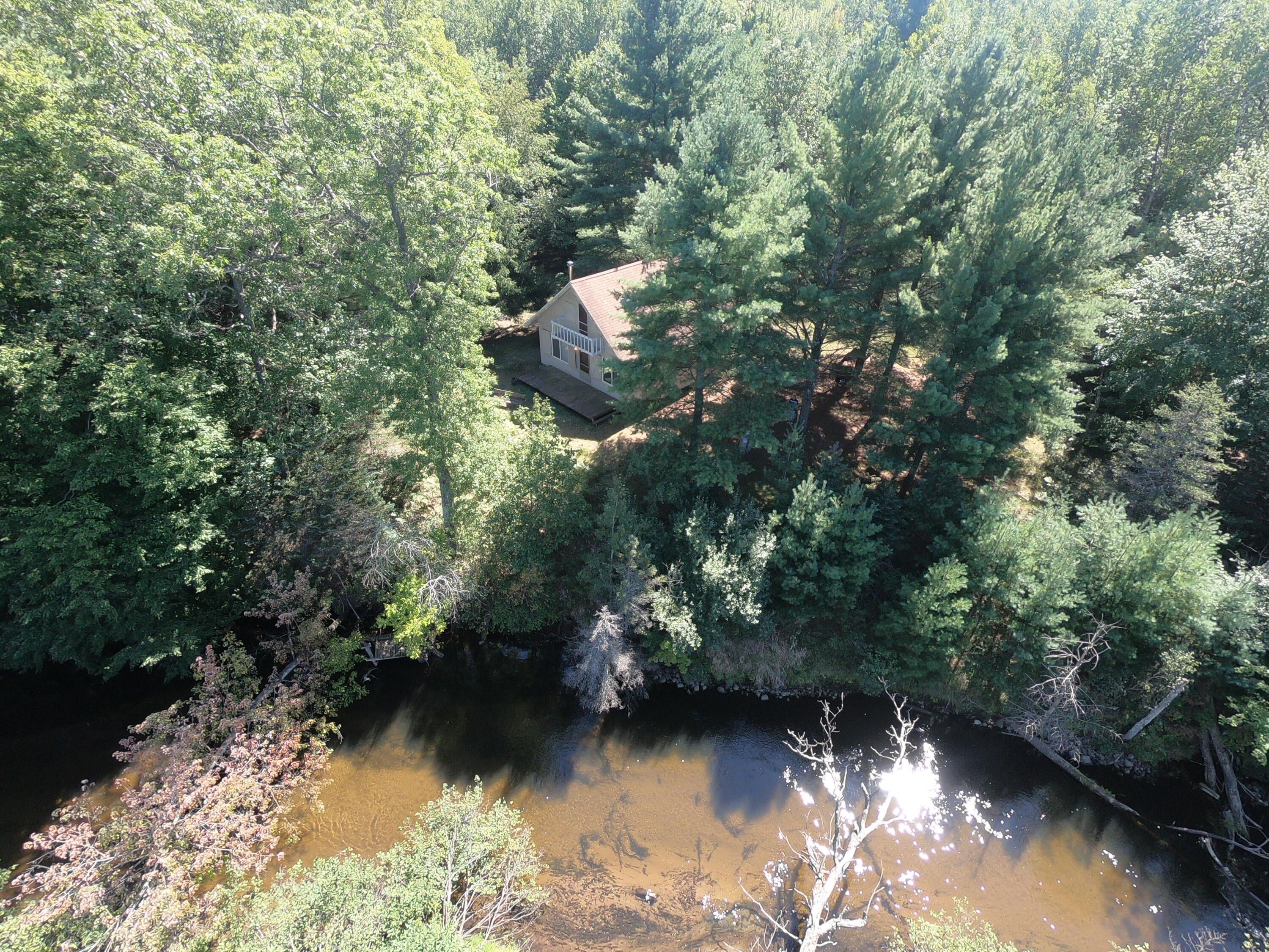 Free Soil, Mason County, MI Lakefront Property, Waterfront Property, House for sale Property ID