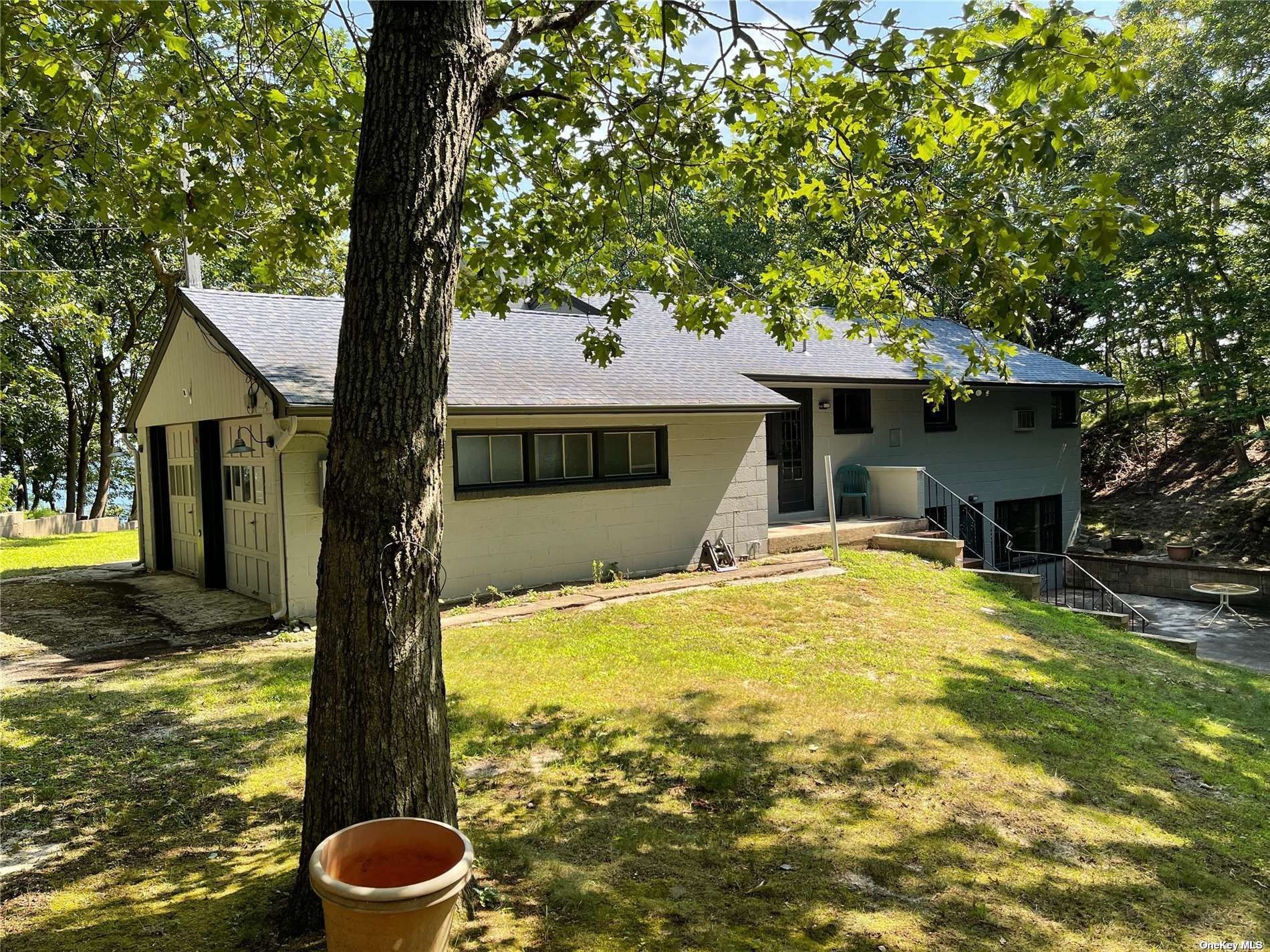 Wading River, Suffolk County, NY Lakefront Property, Waterfront