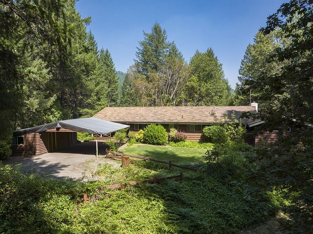 Wilderville, Josephine County, OR Lakefront Property, Waterfront