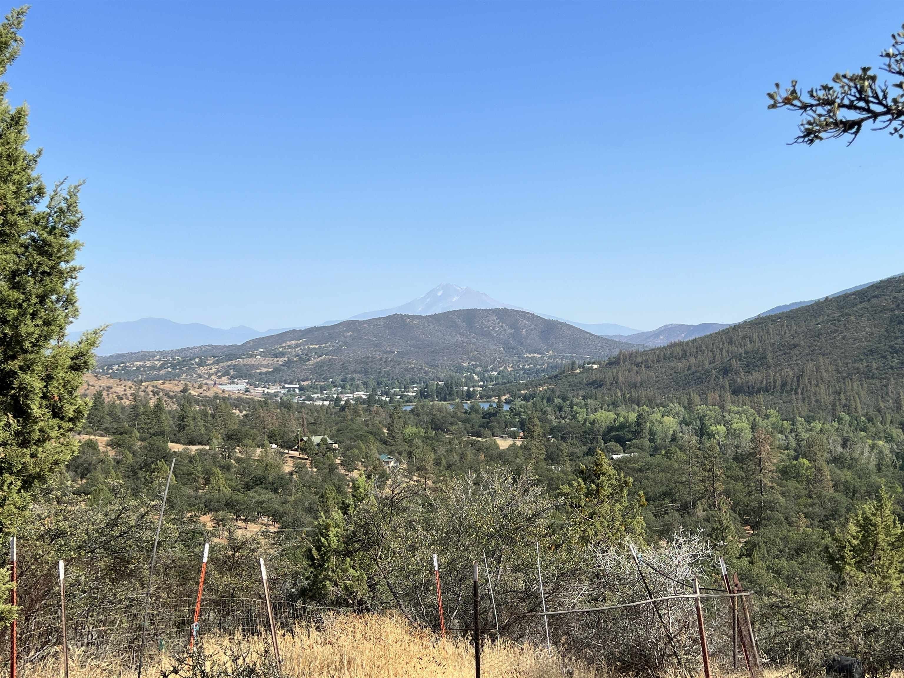 Yreka, Siskiyou County, CA Farms and Ranches, Homesites for sale