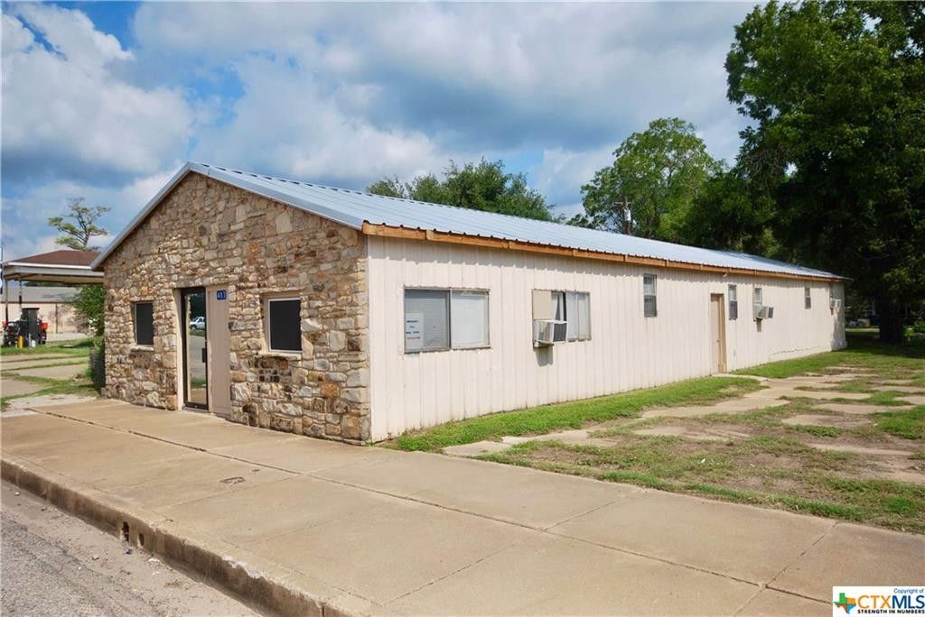 Waelder, Gonzales County, TX Commercial Property, House for sale