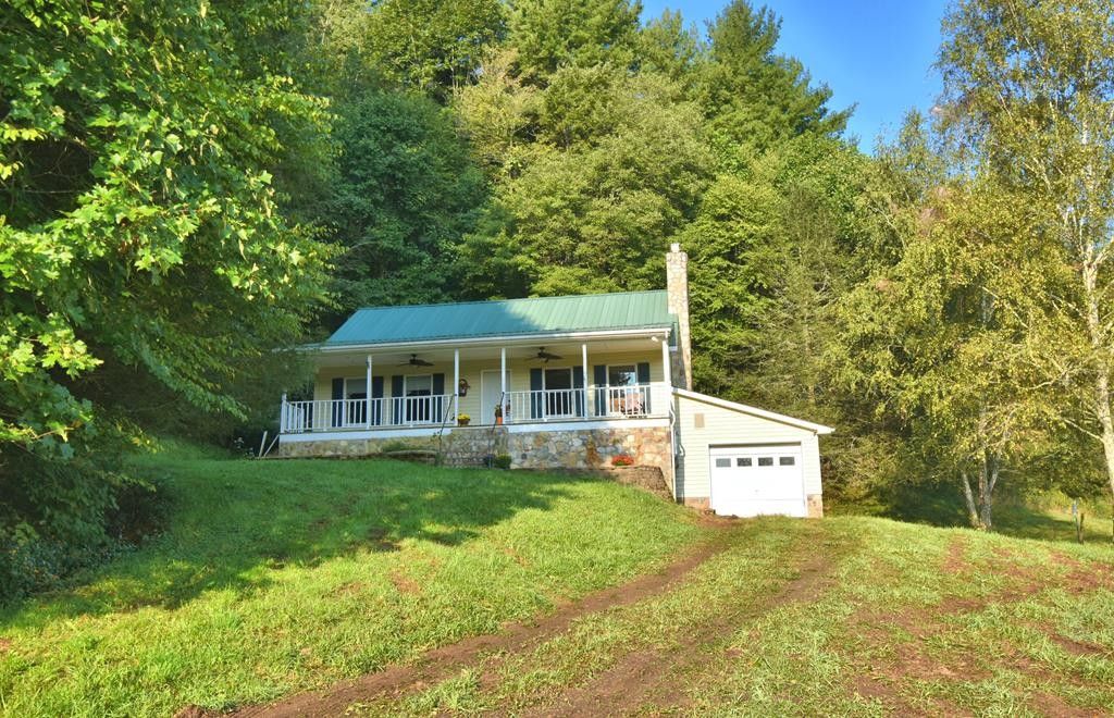 Mouth Of Wilson, Grayson County, VA Lakefront Property, Waterfront Property, House for sale