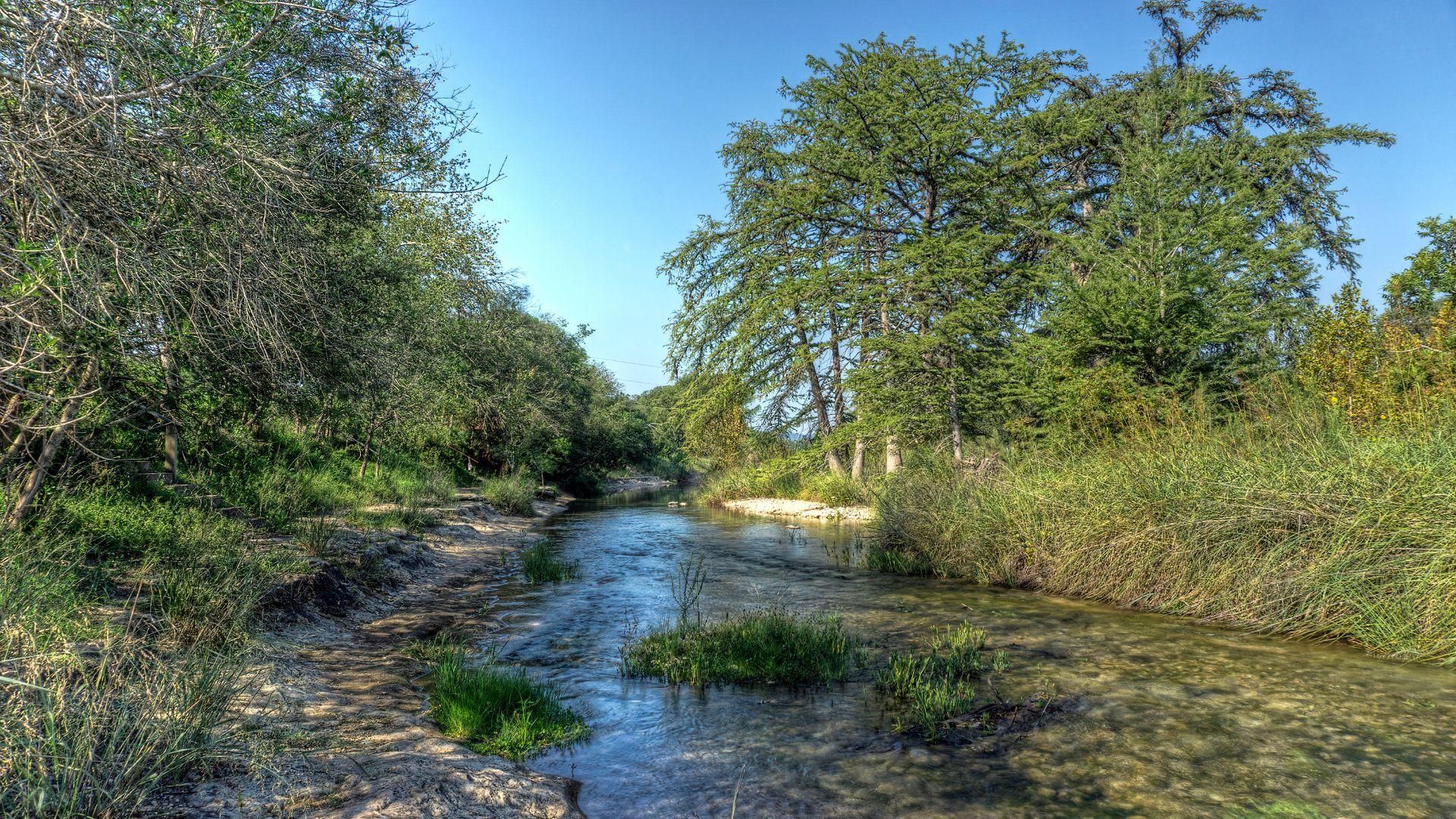 Leakey, Real County, TX Recreational Property, Riverfront Property