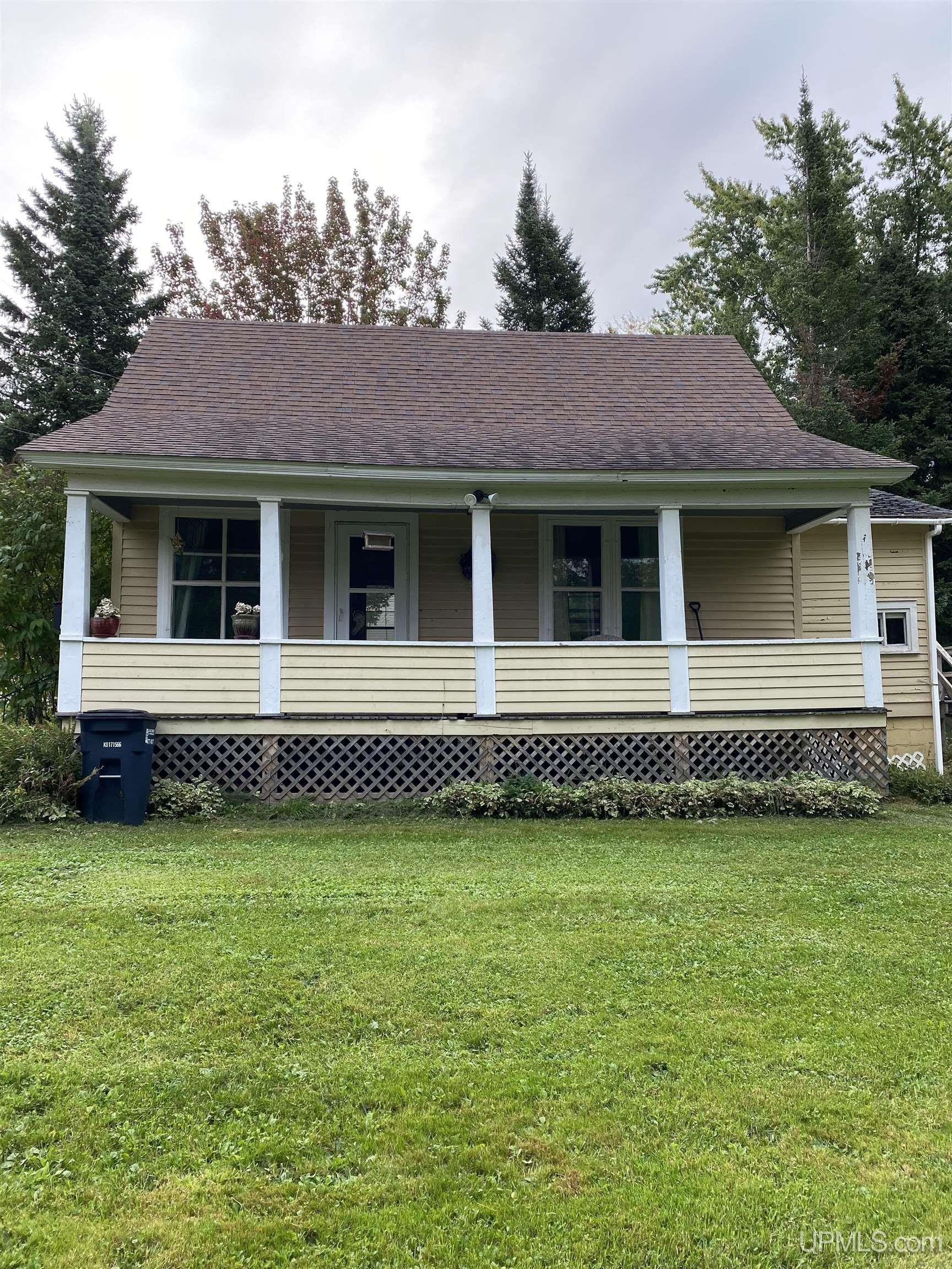 Ironwood, Gogebic County, MI House for sale Property ID 414865227