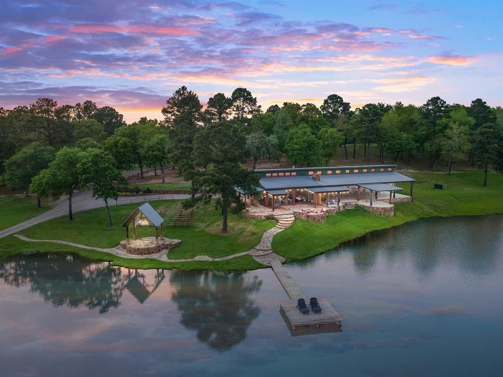 Brownsboro, Henderson County, TX Commercial Property, Lakefront