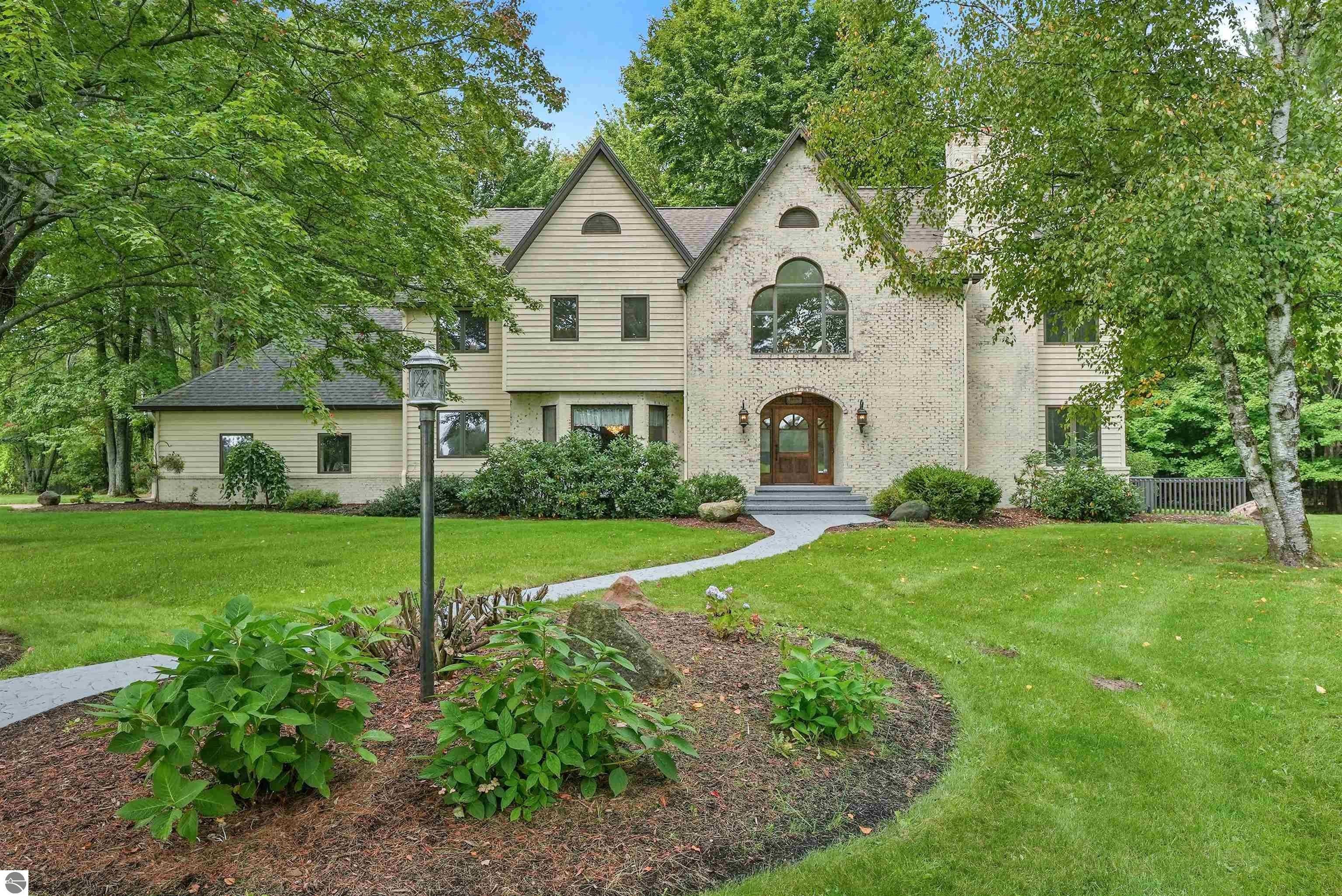 Cadillac, Wexford County, MI Lakefront Property, Waterfront Property