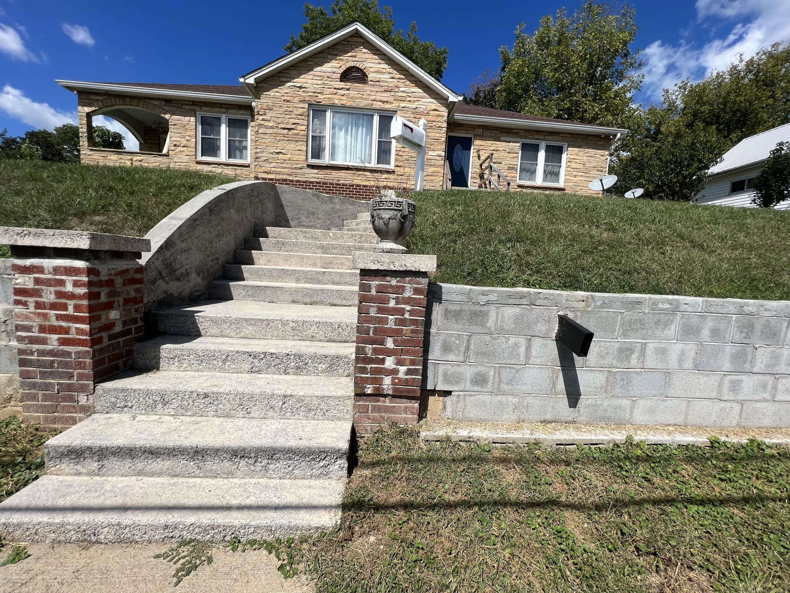 Pennington Gap, Lee County, VA House for sale Property ID 414919841