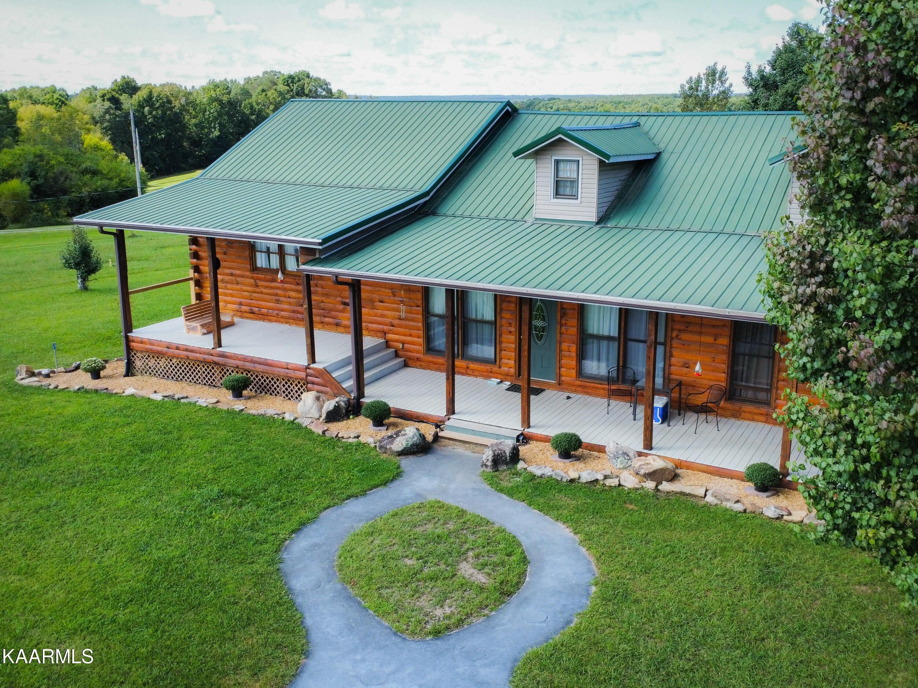 Pikeville, Van Buren County, TN House for sale Property ID 414934628