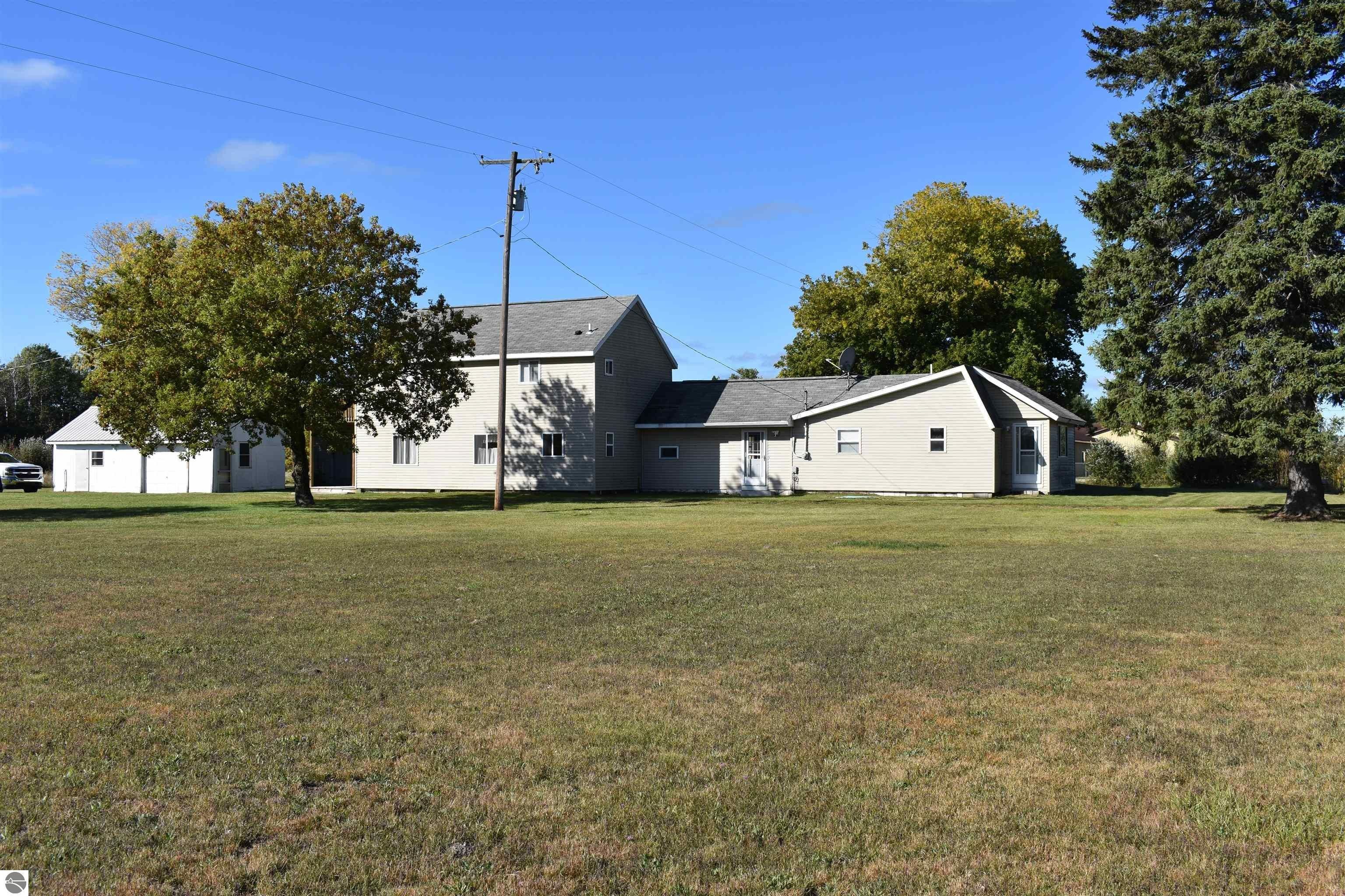 Alger, Gladwin County, MI Lakefront Property, Waterfront Property, House for sale Property ID