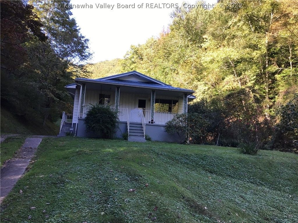Hernshaw, Kanawha County, WV House for sale Property ID 414989284