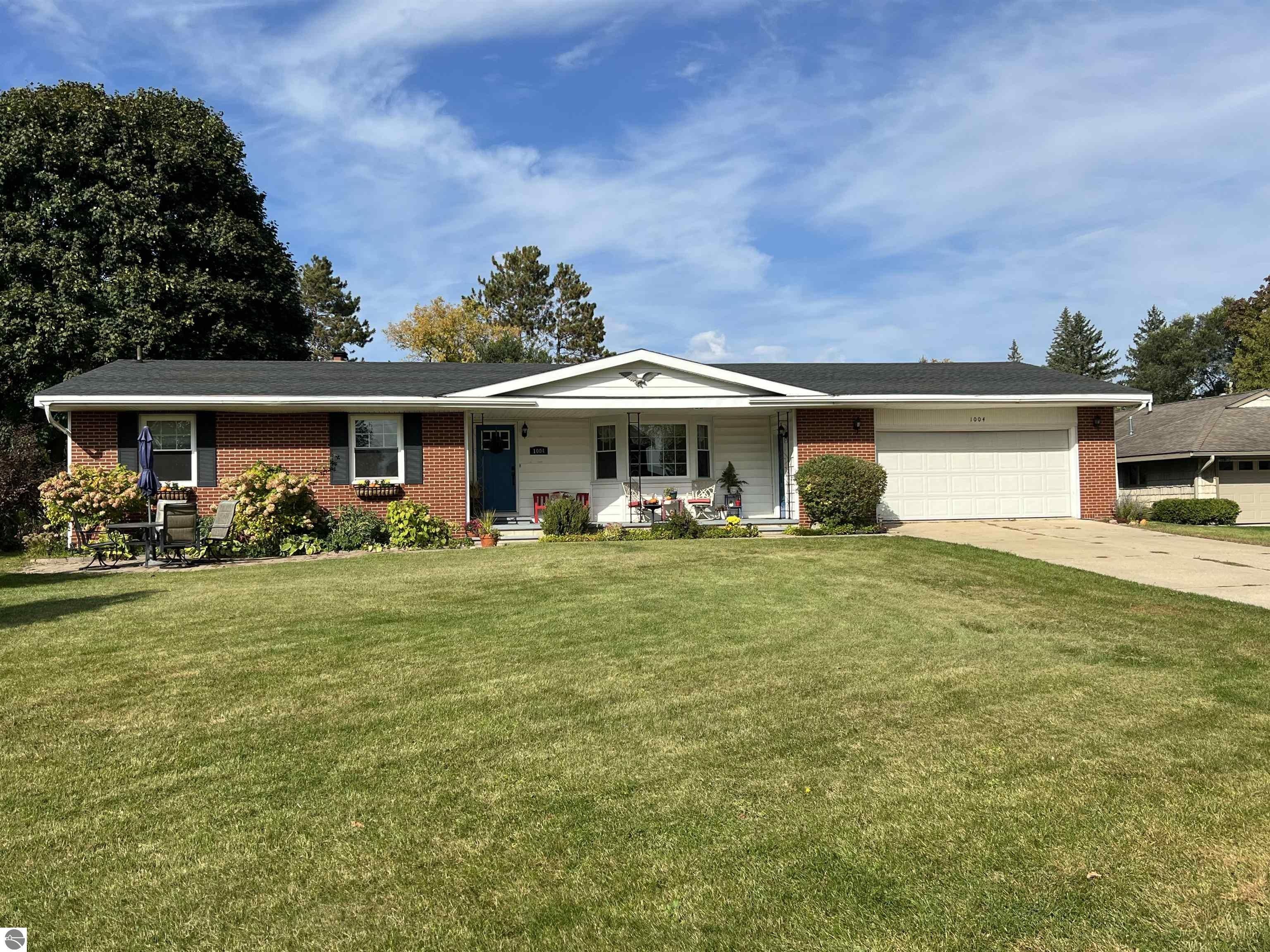 Cadillac, Wexford County, MI Lakefront Property, Waterfront Property