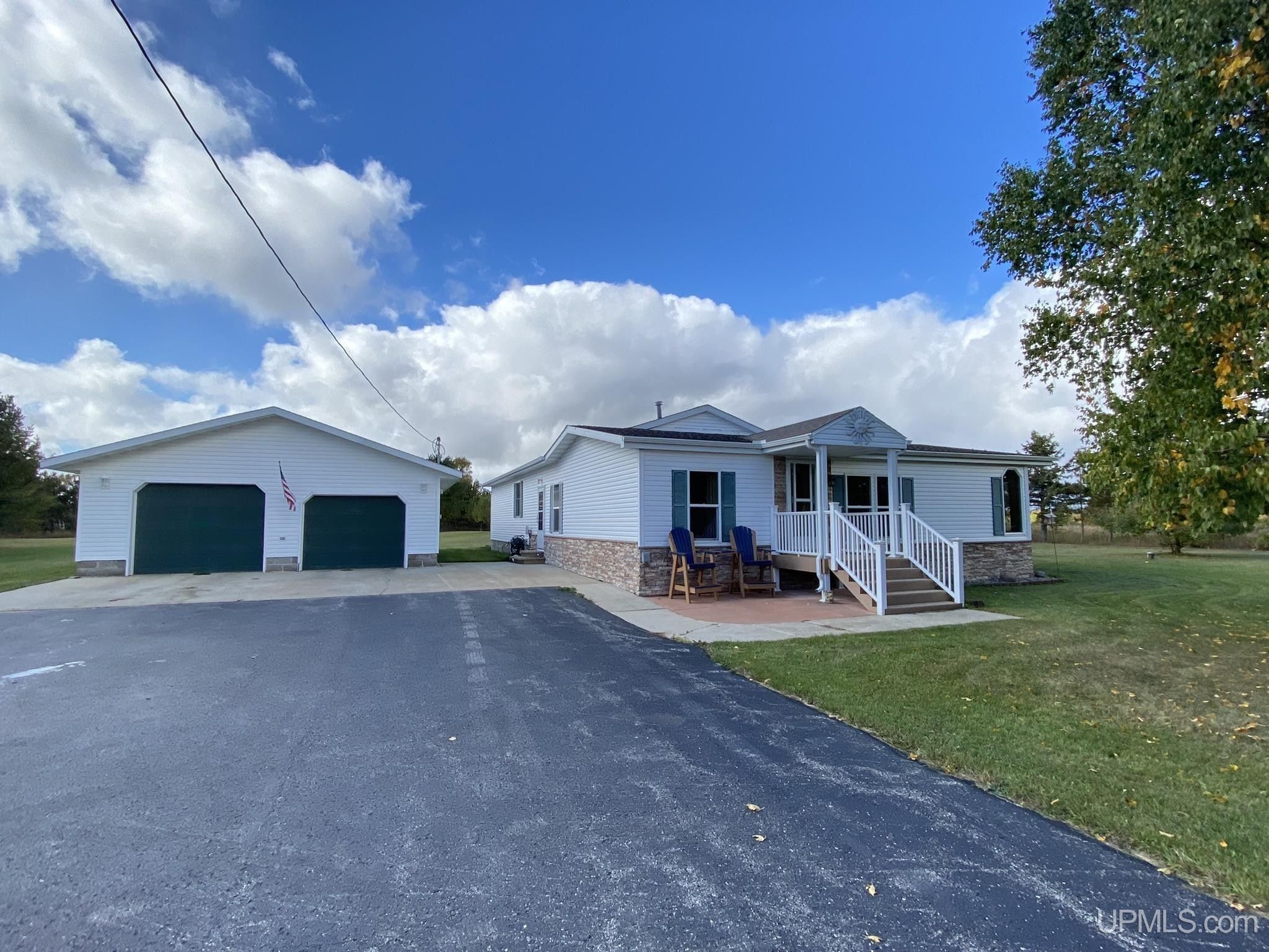 Manistique, Schoolcraft County, MI House for sale Property ID