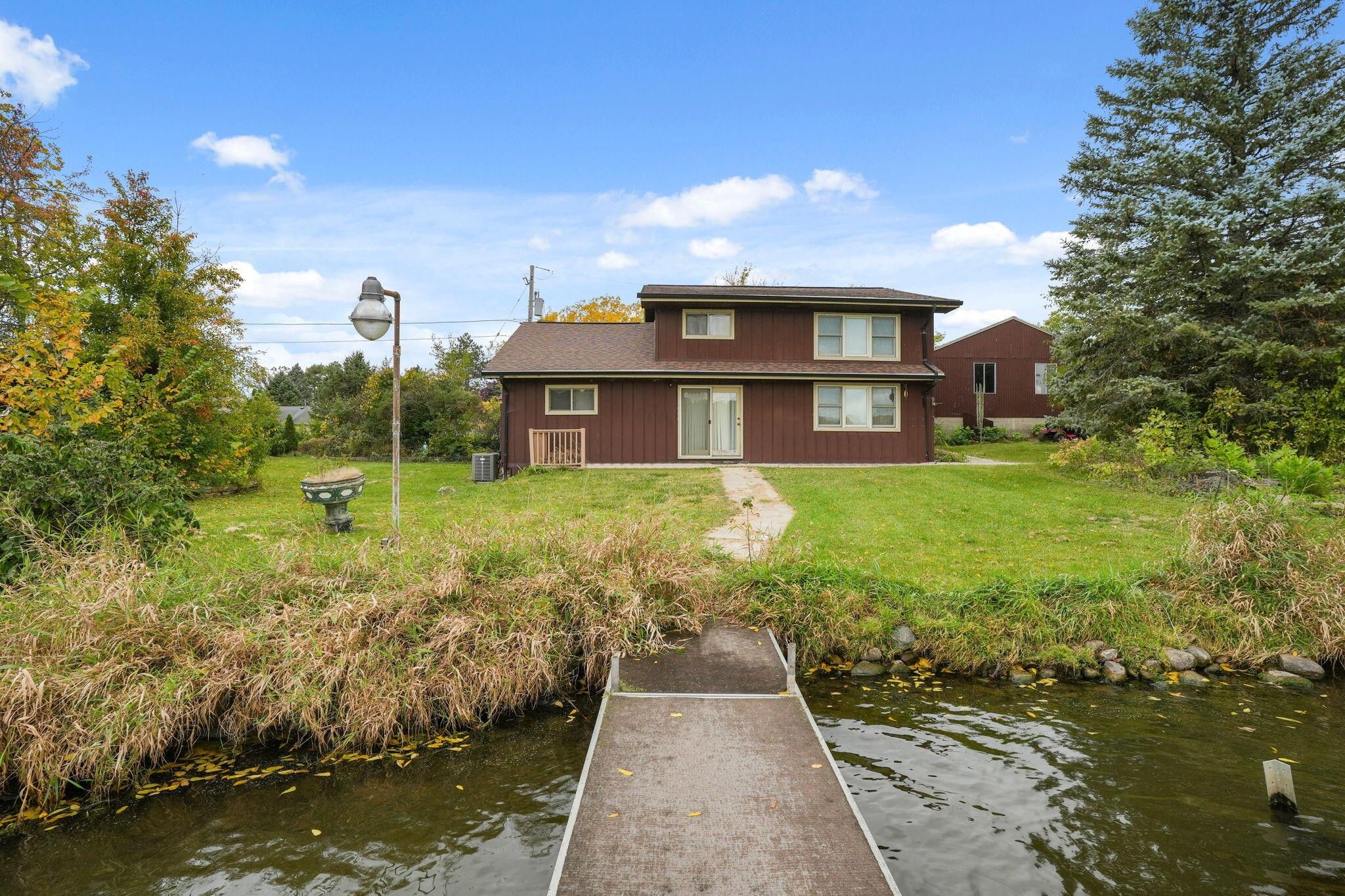 Waterford, Racine County, WI Lakefront Property, Waterfront Property