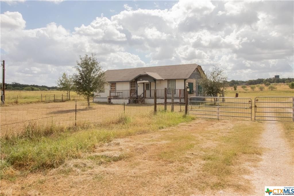 Stockdale, Wilson County, TX House for sale Property ID 415040380