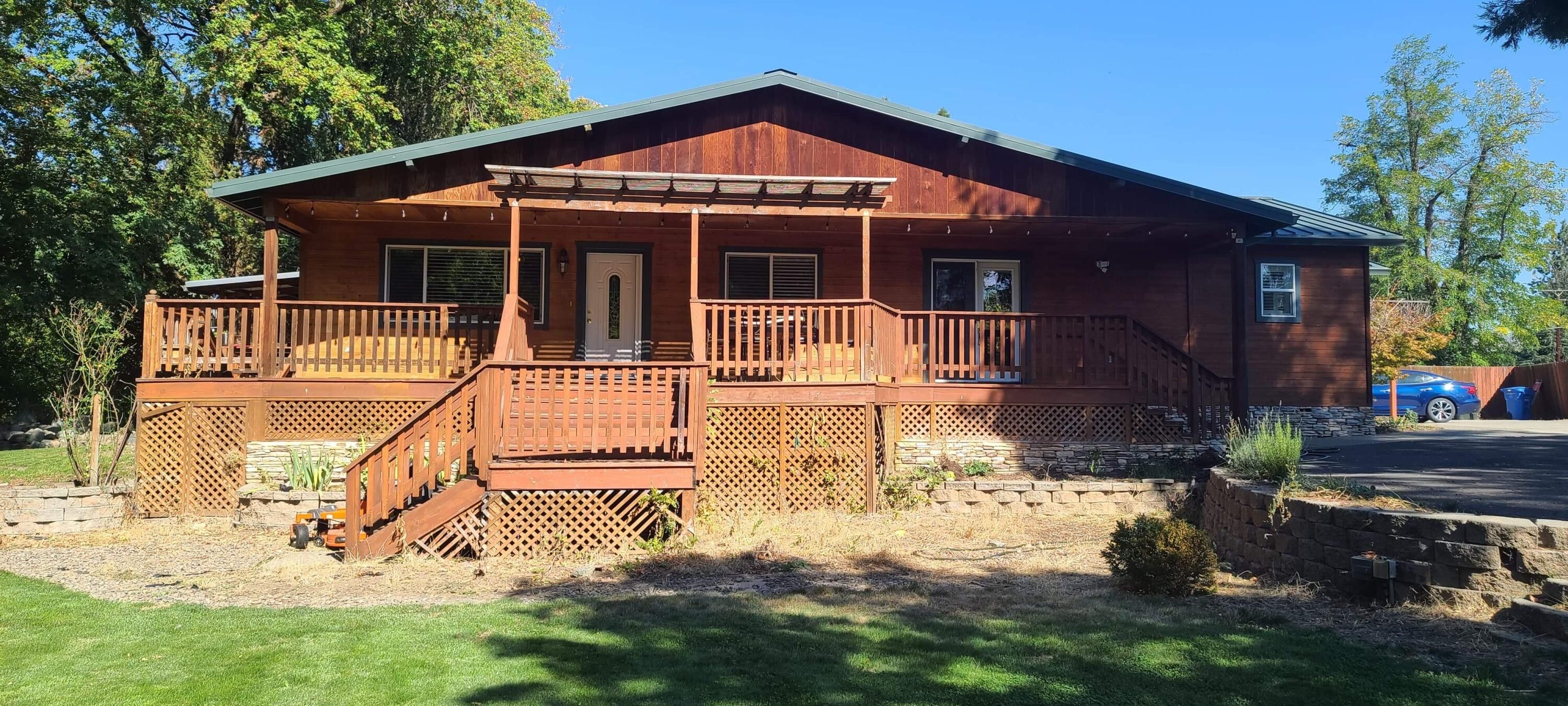 Gold Hill, Jackson County, OR Lakefront Property, Waterfront Property