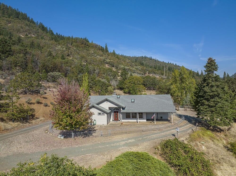 Grants Pass, Josephine County, OR House for sale Property ID 415065408