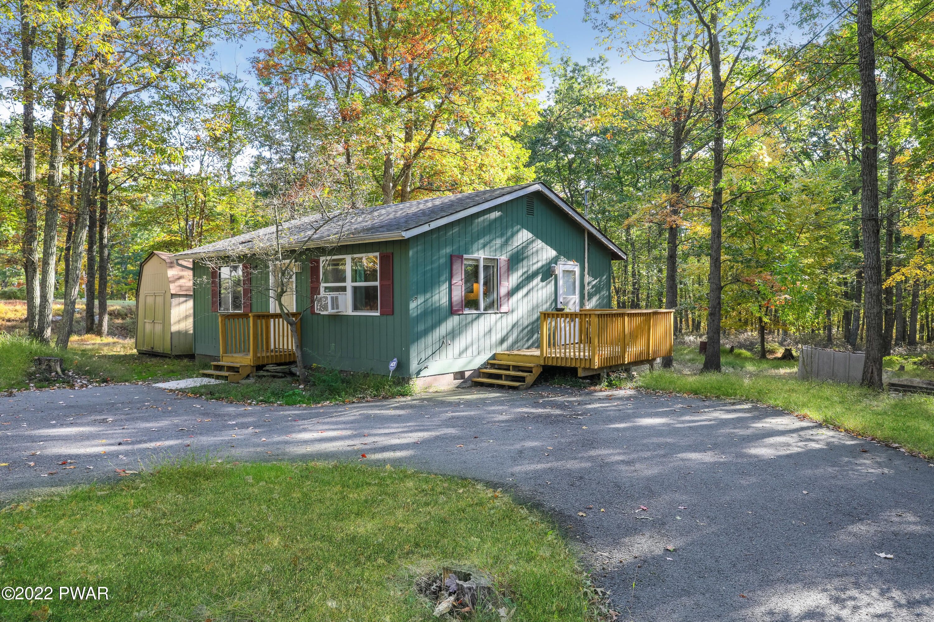 Milford, Pike County, PA Lakefront Property, Waterfront Property, House