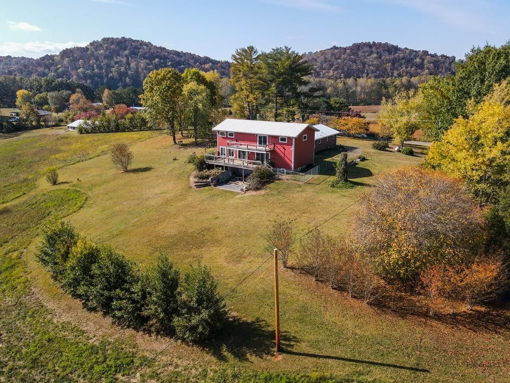 Gainesboro, Jackson County, TN Lakefront Property, Waterfront Property