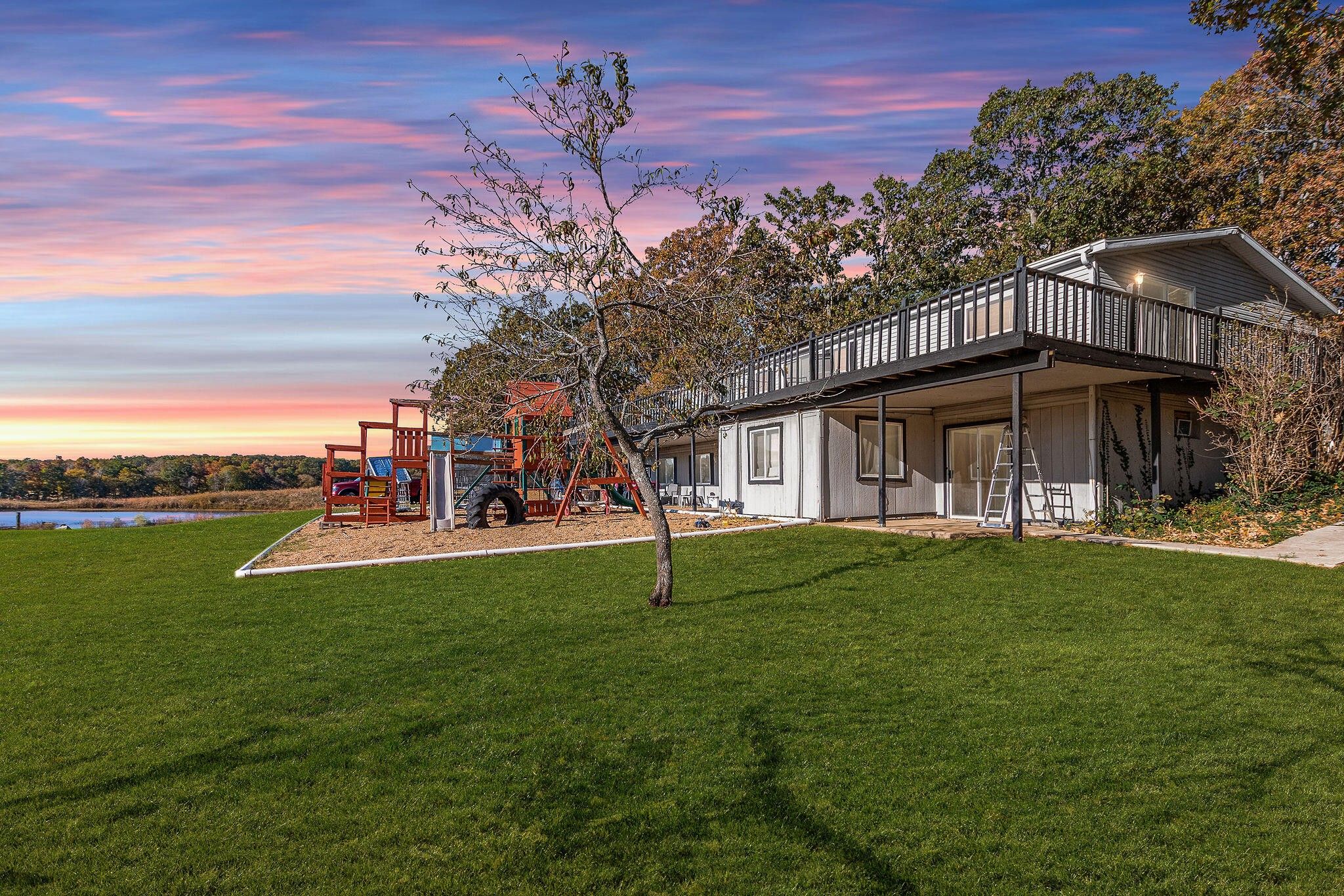 Edwards, Benton County, MO Lakefront Property, Waterfront Property