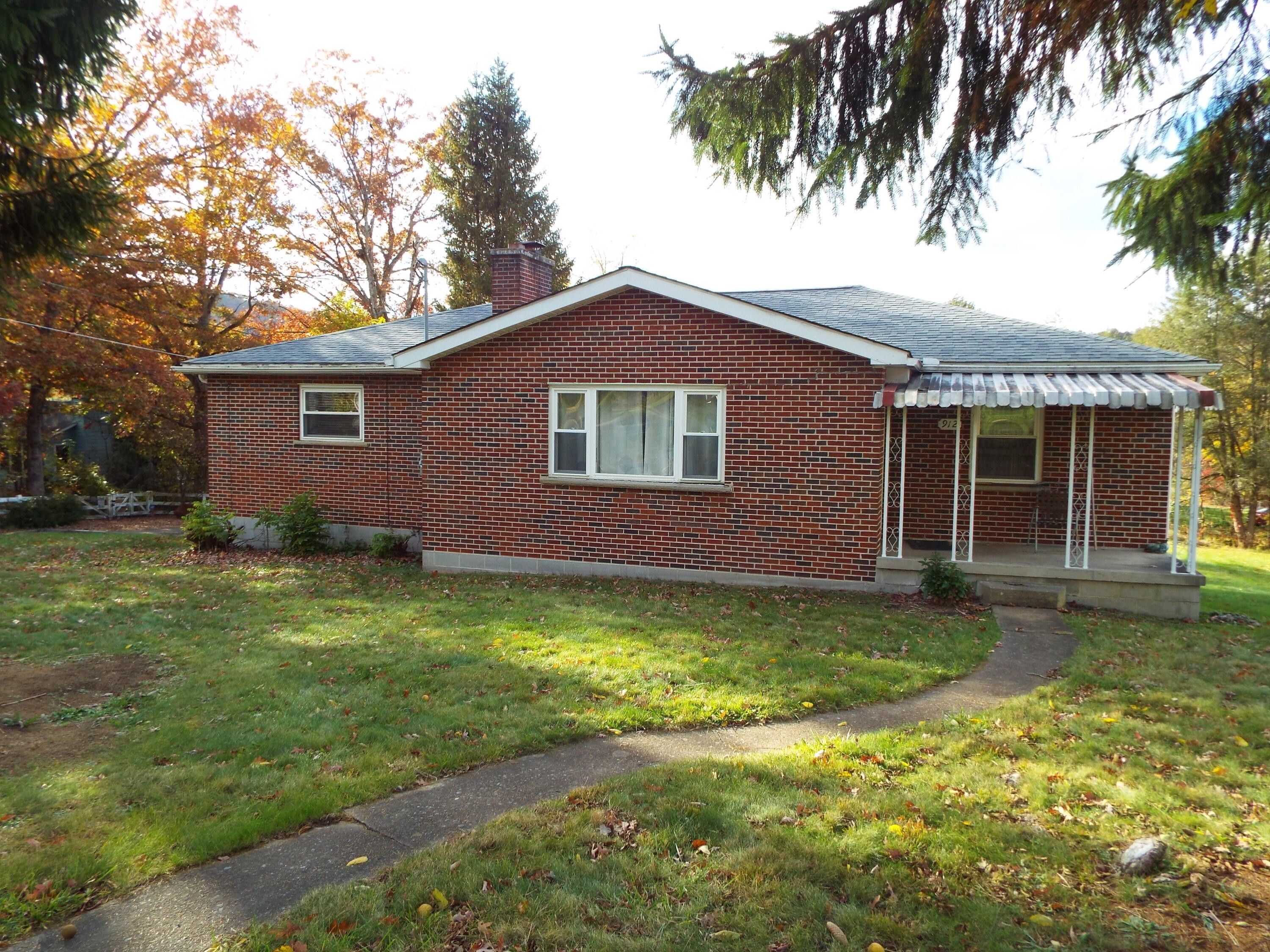 Daniels, Raleigh County, WV House for sale Property ID 415115064