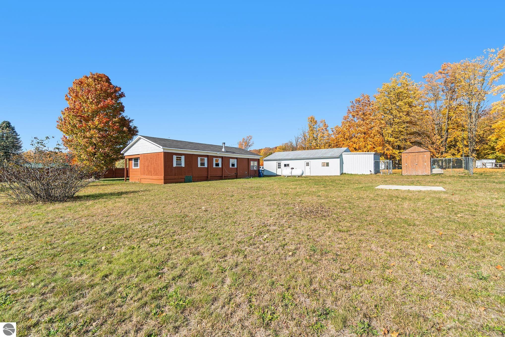 Fife Lake, Kalkaska County, MI Lakefront Property, Waterfront Property, House for sale Property