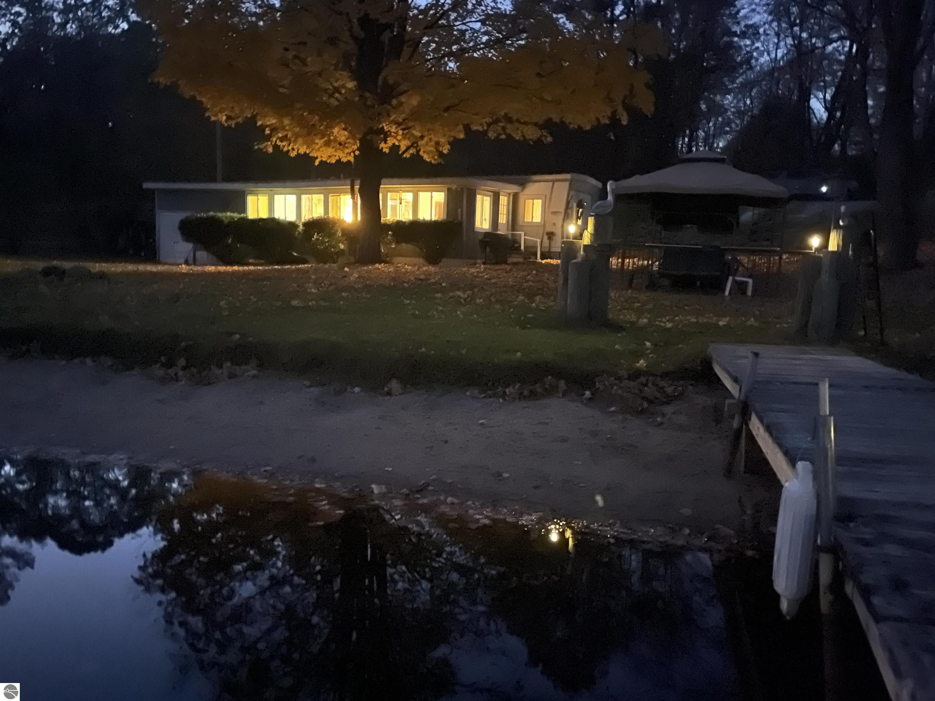 Cadillac, Wexford County, MI Lakefront Property, Waterfront Property