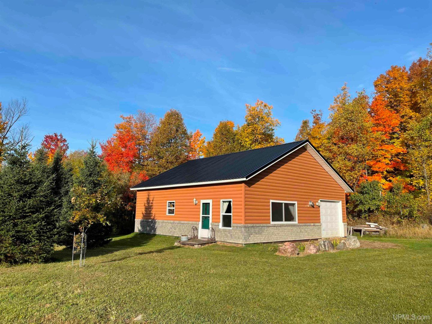 Long Lake, Florence County, WI House for sale Property ID 414705240