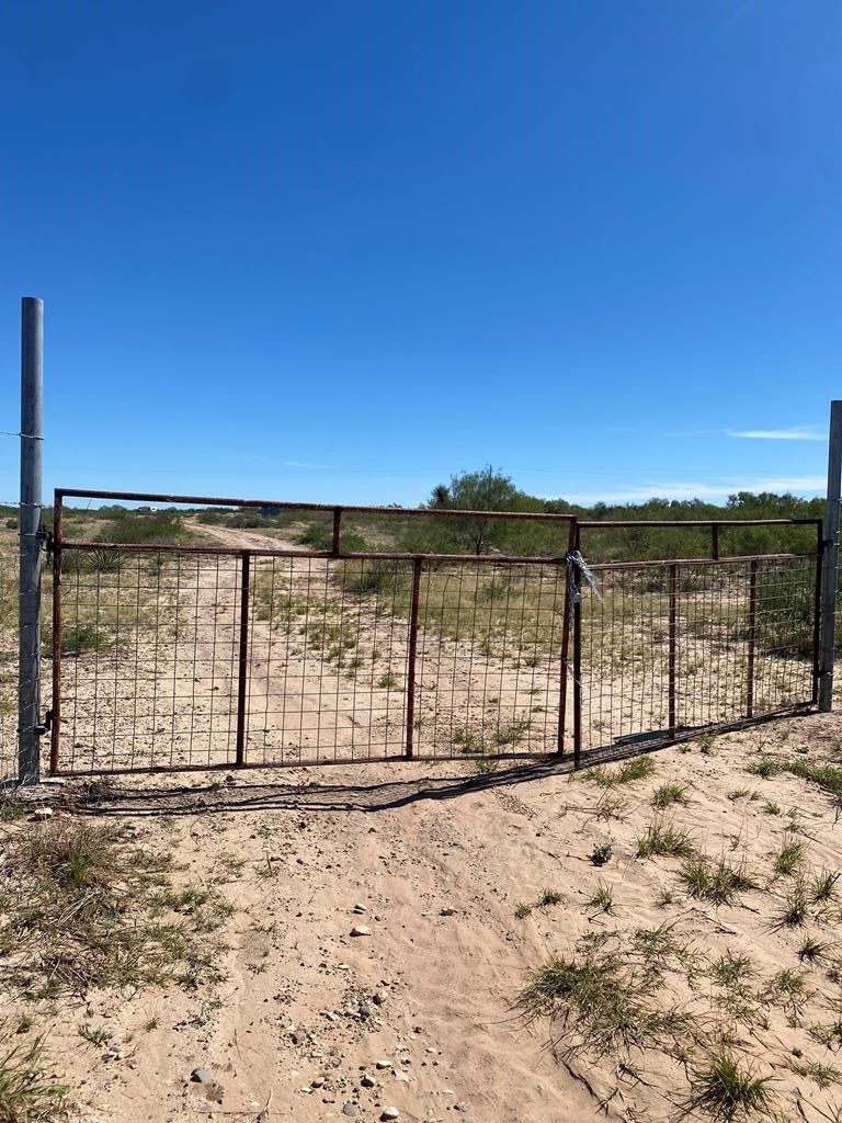 Eagle Pass, Maverick County, TX Farms and Ranches, Lakefront Property, Waterfront Property for
