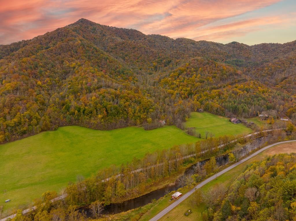 Burnsville, Yancey County, NC Undeveloped Land, Lakefront Property