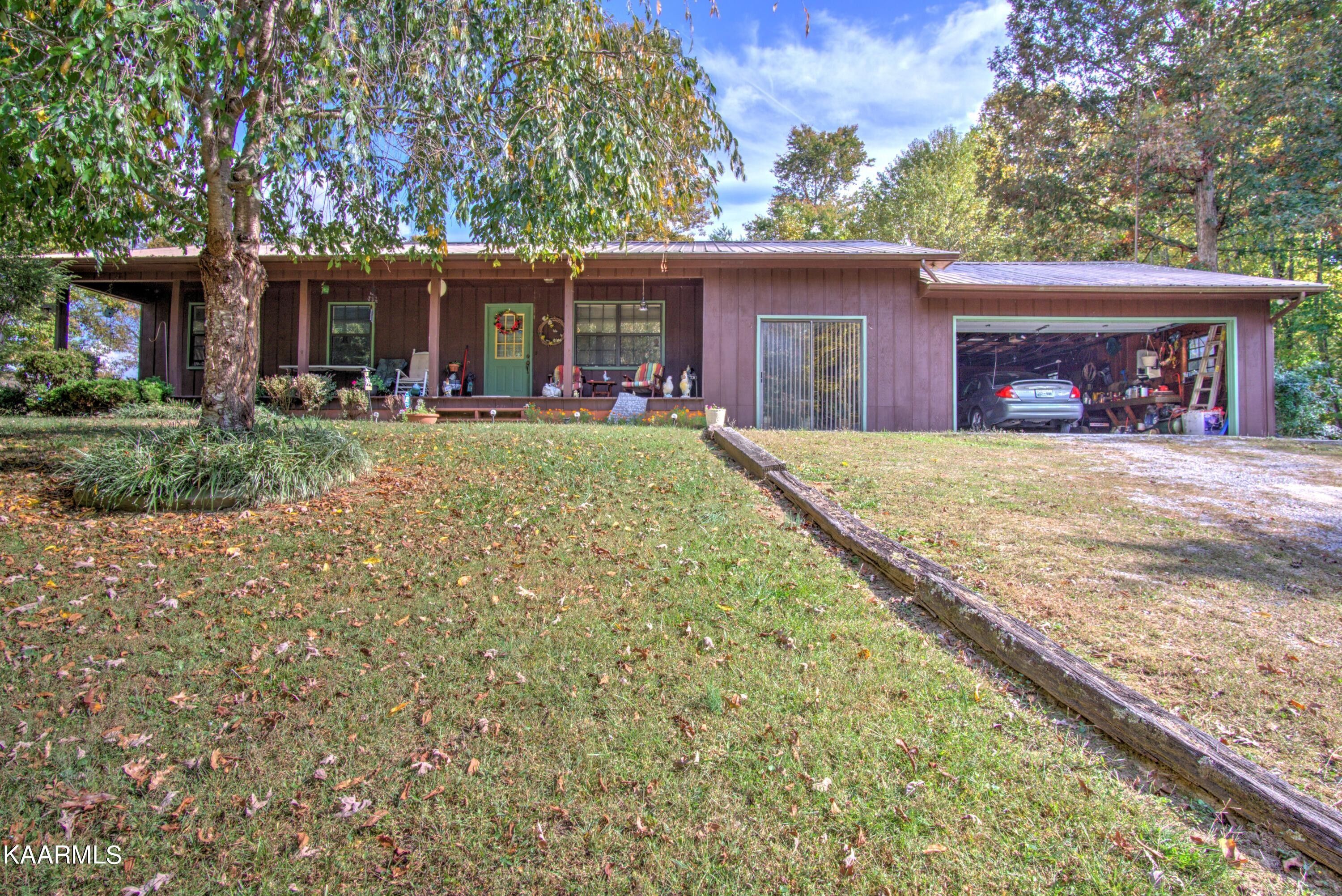 Deer Lodge, County, TN House for sale Property ID 415153298