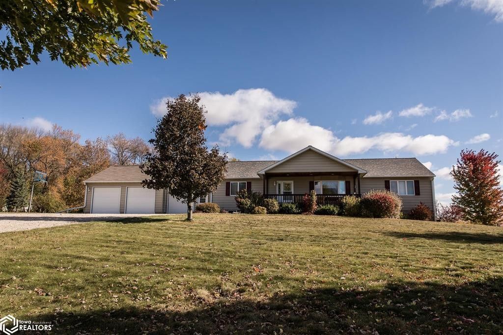 Clear Lake, Cerro Gordo County, IA Farms and Ranches, House for sale