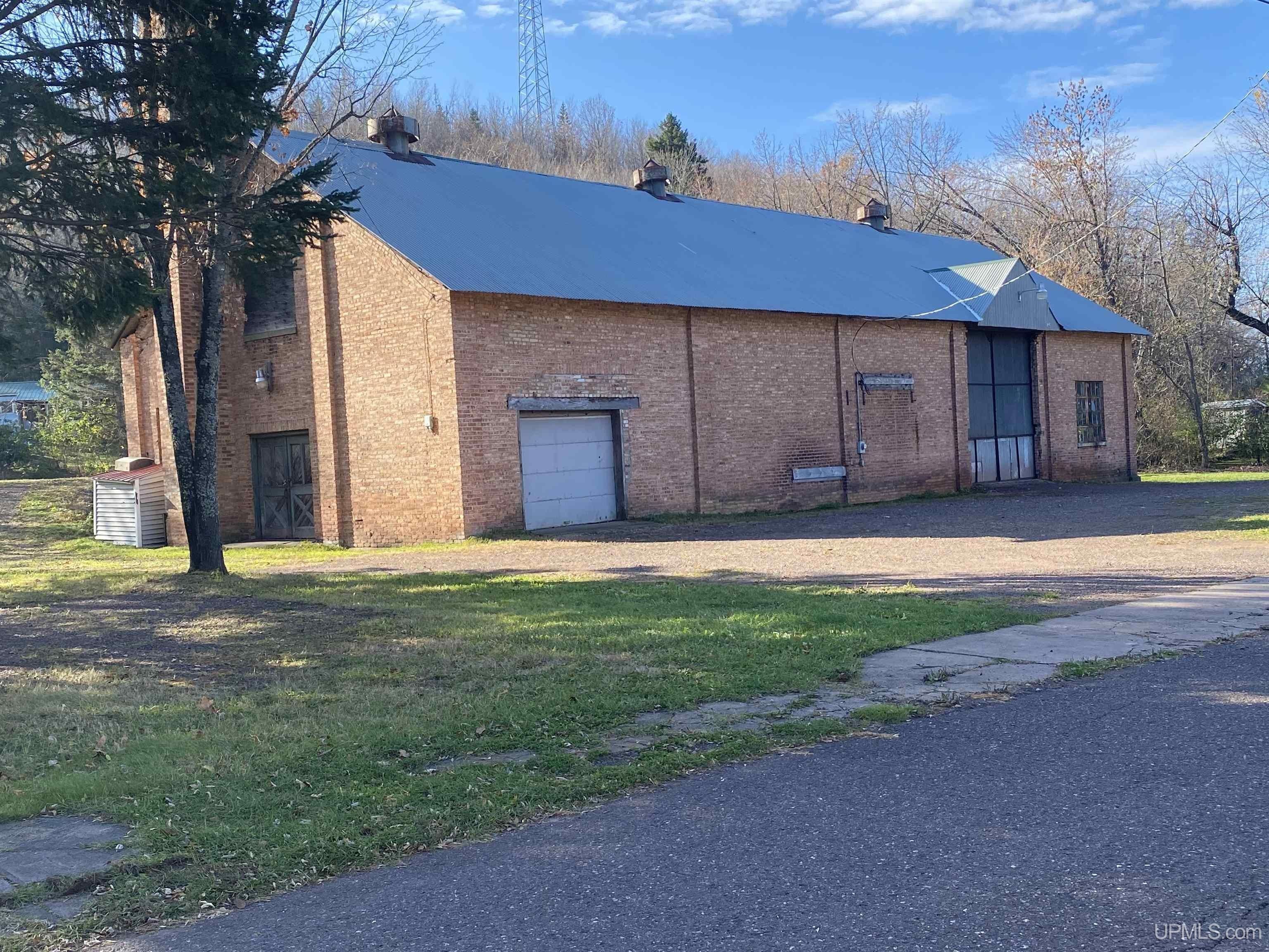 Wakefield, Gogebic County, MI Commercial Property, House for sale