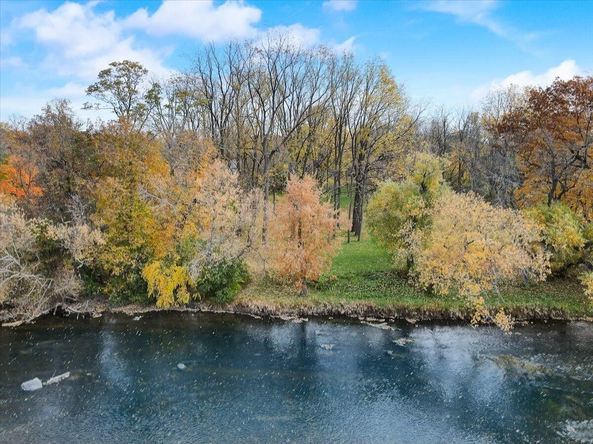 River Hills, Milwaukee County, WI Undeveloped Land, Lakefront Property