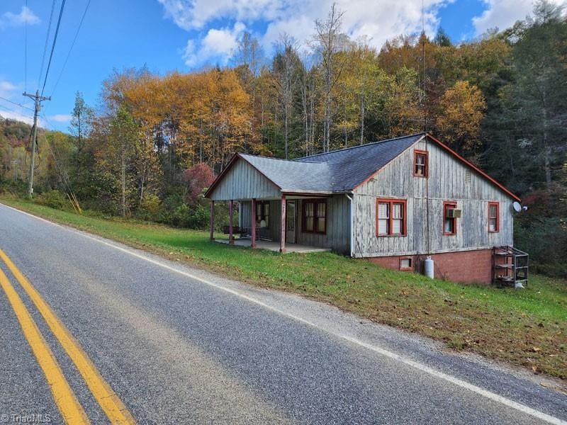 Lenoir, Caldwell County, NC Farms and Ranches for sale Property ID