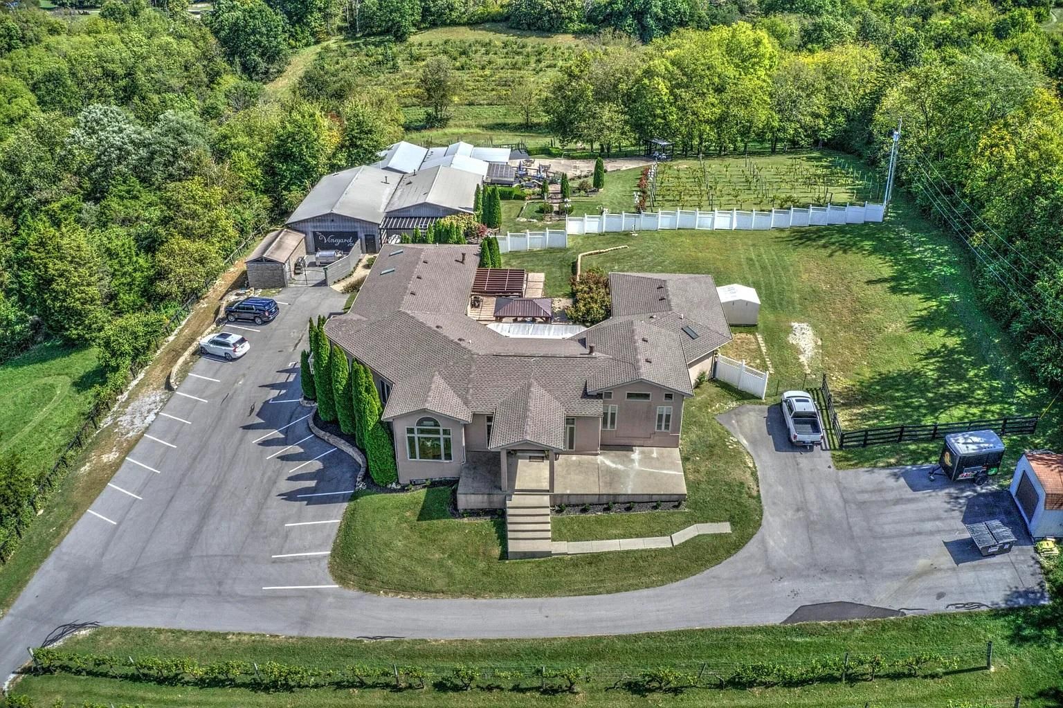 Nicholasville, Jessamine County, KY Farms and Ranches for auction