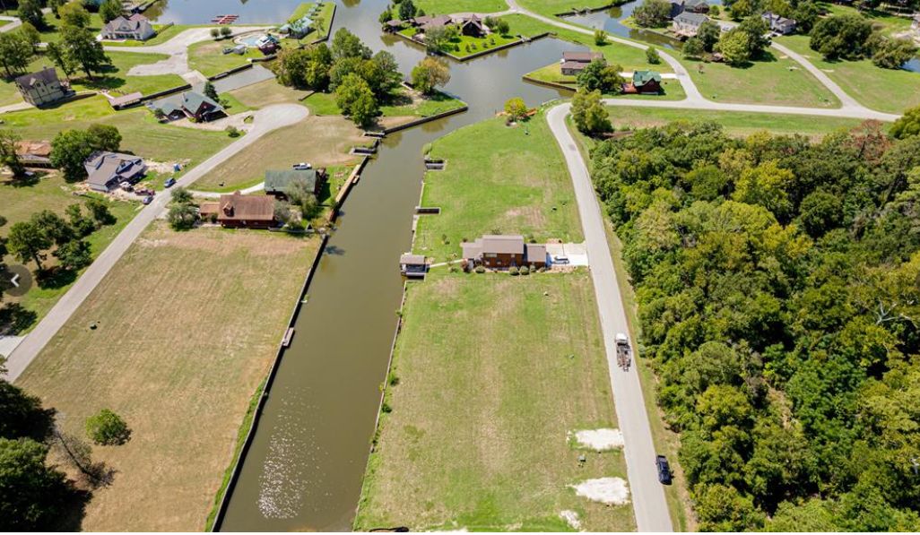 Huntsville, Walker County, TX Recreational Property, Lakefront Property