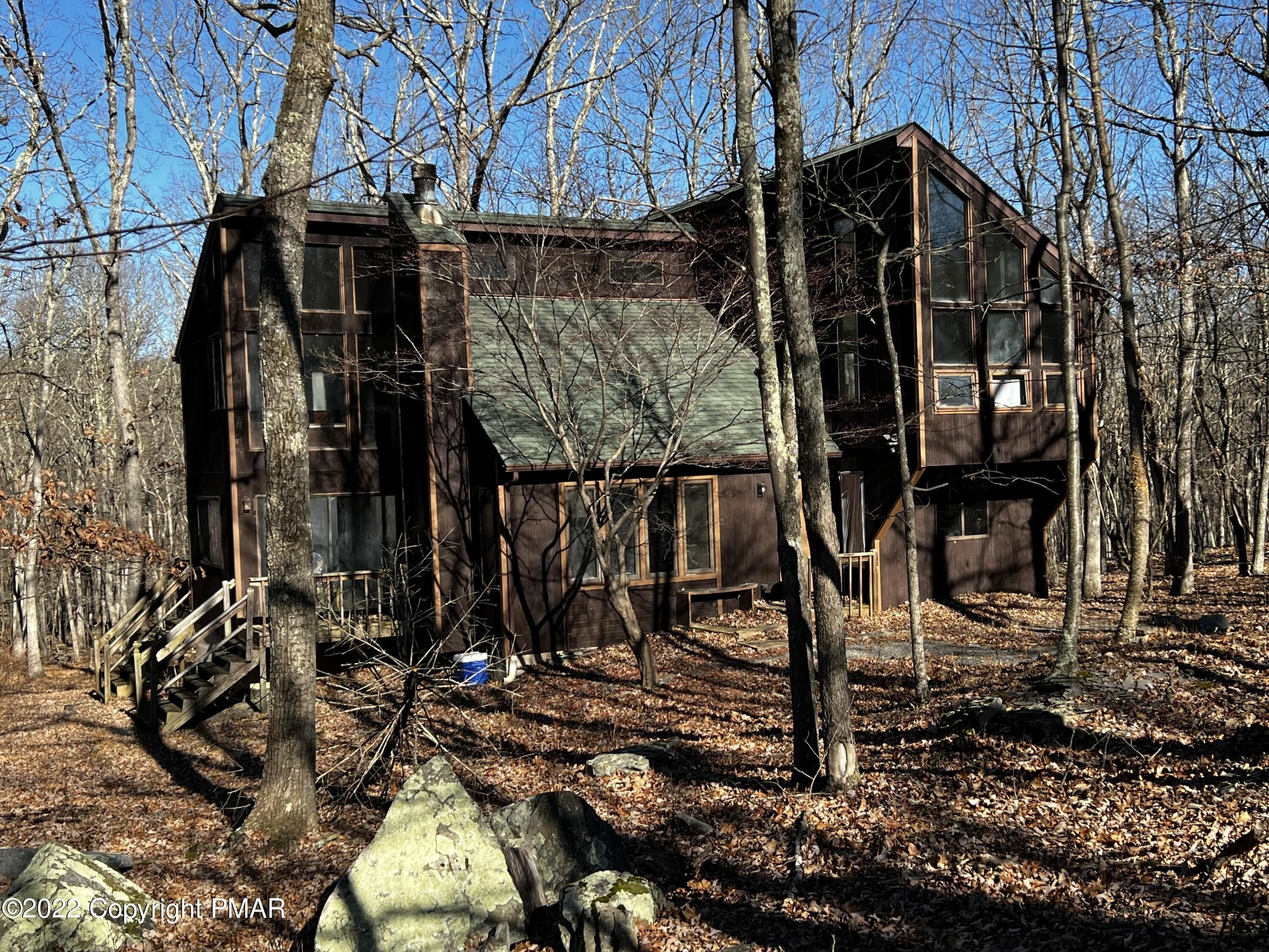Bushkill, Pike County, PA Lakefront Property, Waterfront Property