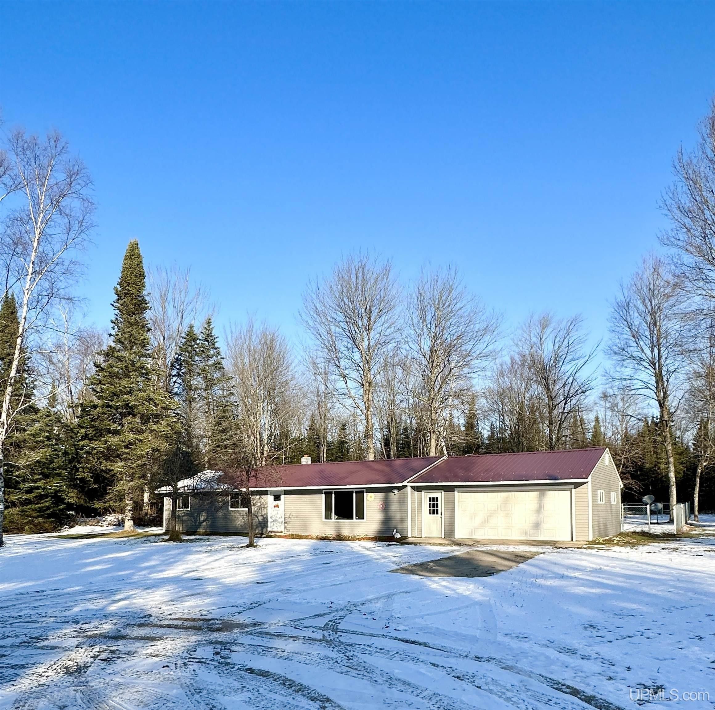 Rapid River, Delta County, MI House for sale Property ID 415342003