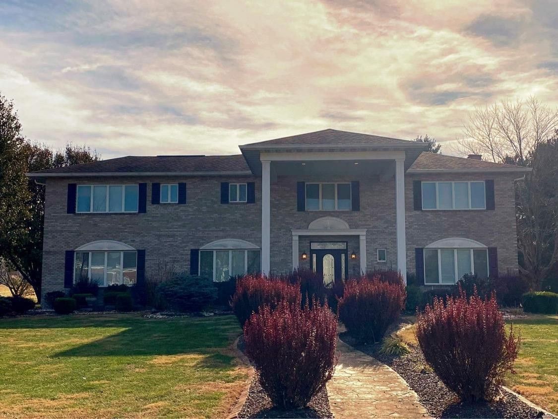 Greenville, Bond County, IL House for sale Property ID 415397402