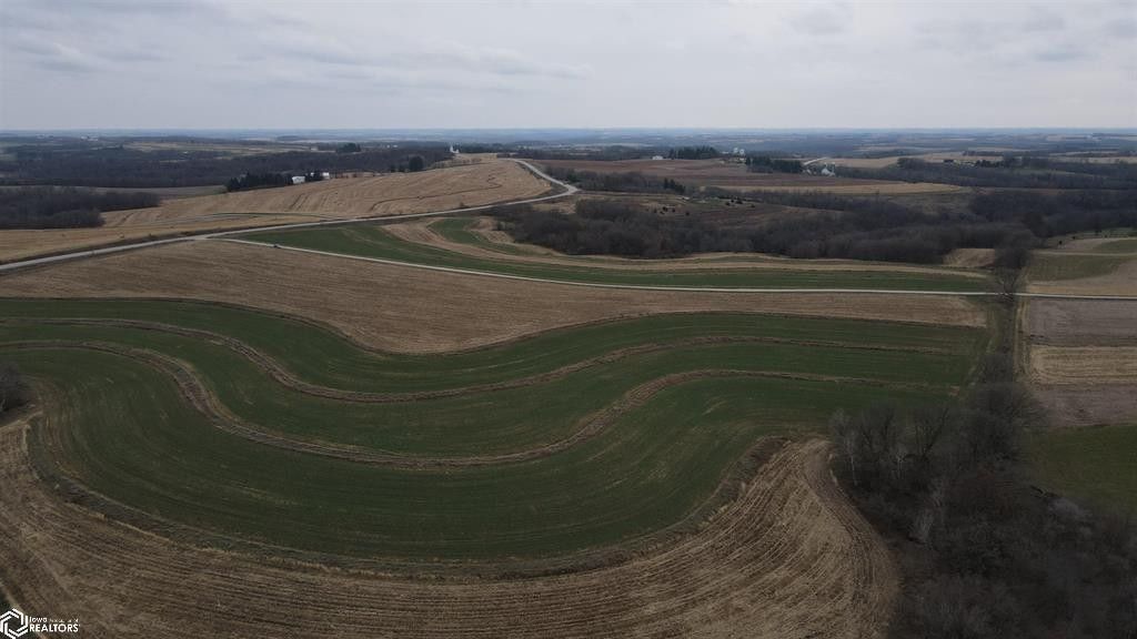 Decorah, Winneshiek County, IA Farms and Ranches for sale Property ID