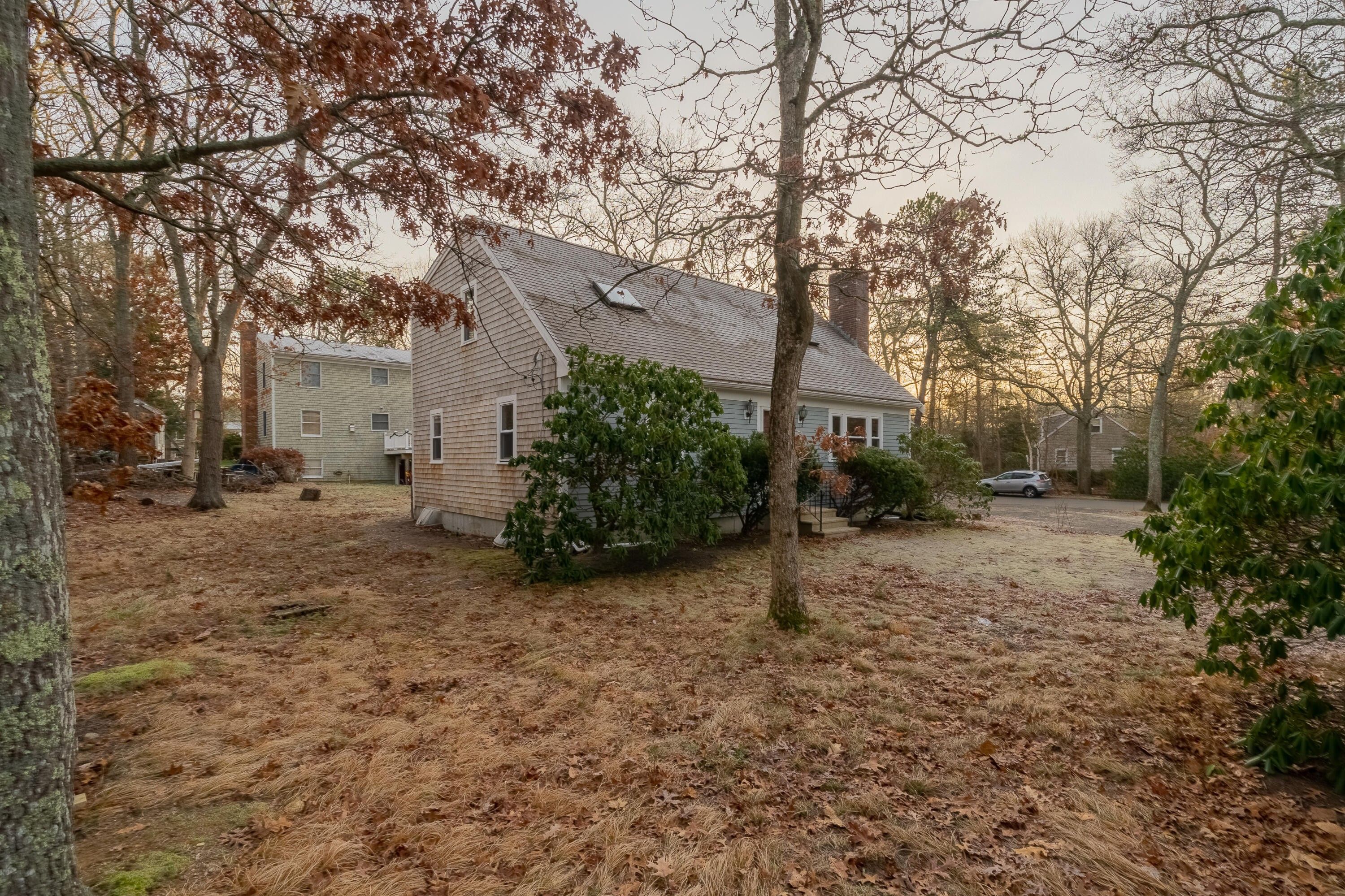 Marstons Mills, Barnstable County, MA House for sale Property ID