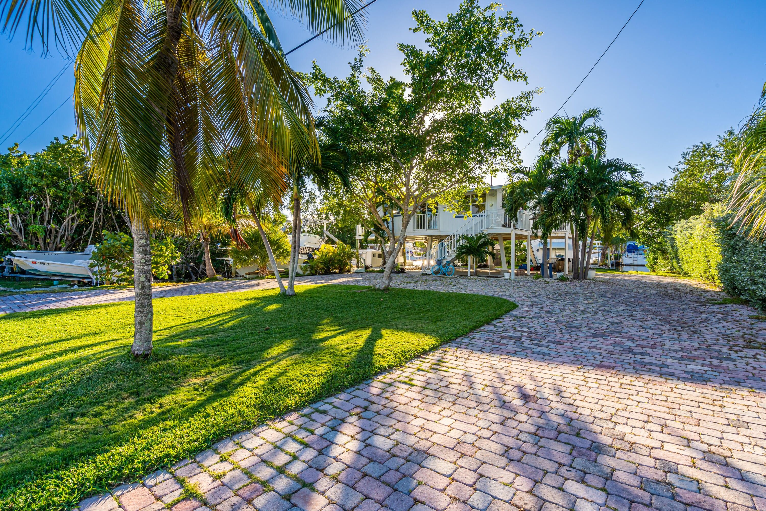 Key Largo, Monroe County, FL Lakefront Property, Waterfront Property