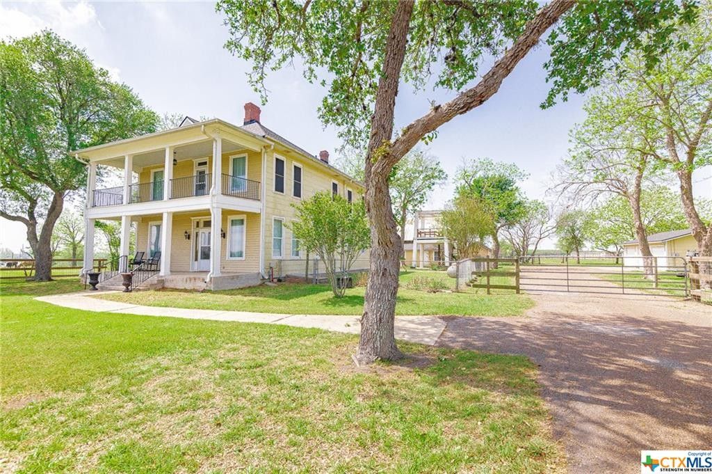 Victoria, Victoria County, TX Commercial Property, House for sale